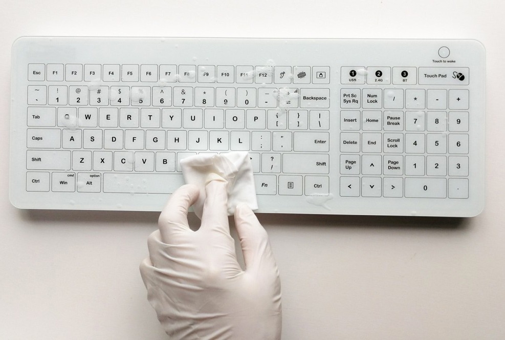How to deeply clean your DoctorKeyboards in just 10 seconds